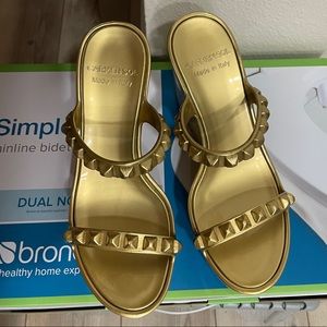 Carmen Sol Tonino Wedge Metallic Jelly